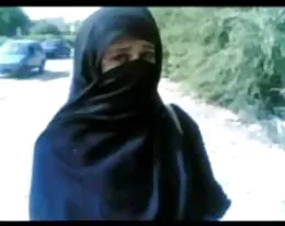 Secretaria tetona madura habla sucio