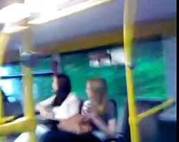 espiando a mi hermana