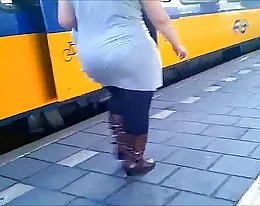 Chica latina follada duro como grita